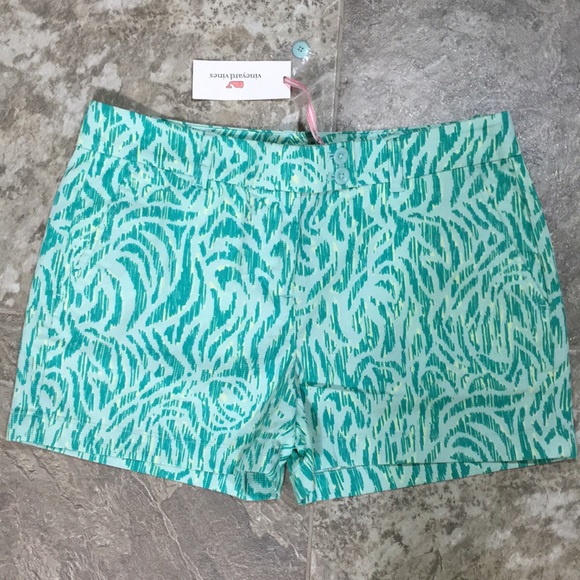 Vineyard Vines Nautical Zebra Short